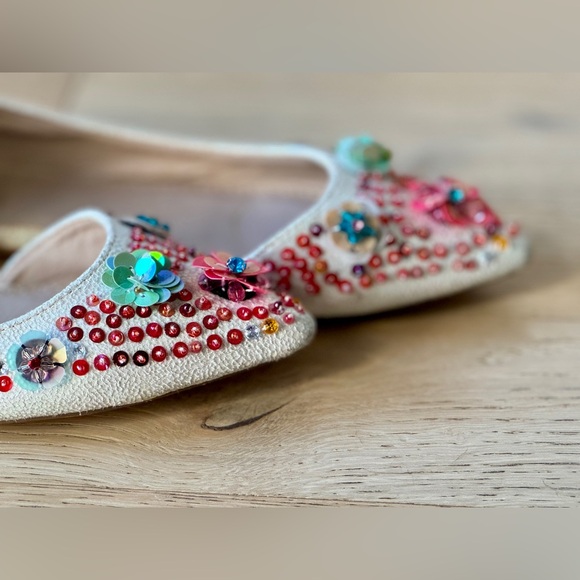 ASOS White embellished flat shoes - Size 9 - Picture 3 of 7